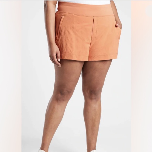 Athleta Pants - Athleta Trekkie North Shorts [1013]